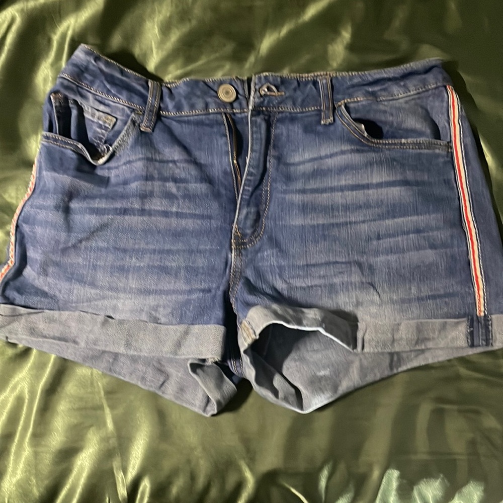SO Brand, Size 13, Blue/Denim with red white and blue down the sides.